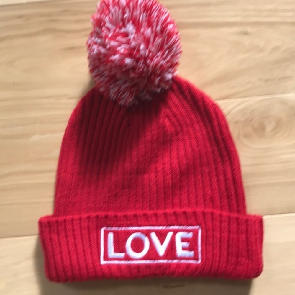 Embroidered LOVE hat.  NWT